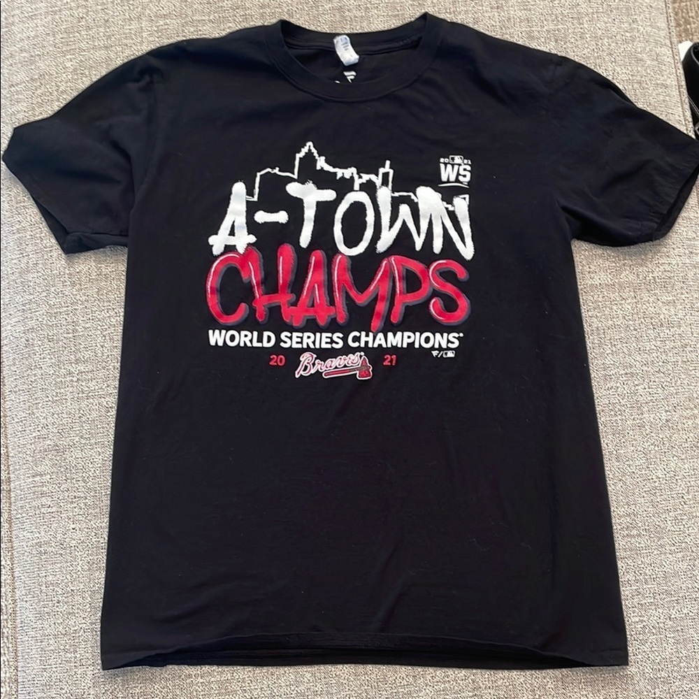 New Fanatics Black A-Town Champs Braves T-Shirt 2021